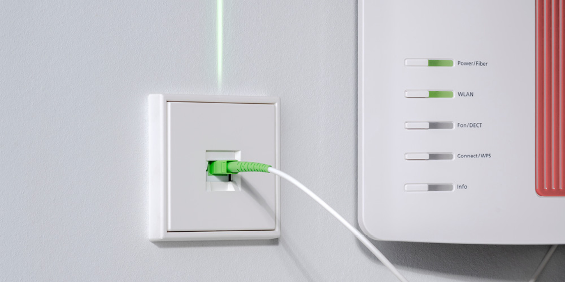 Die neuen Glasfaser-Anschlussdosen bei wdw retail e.K. in Bad Blankenburg